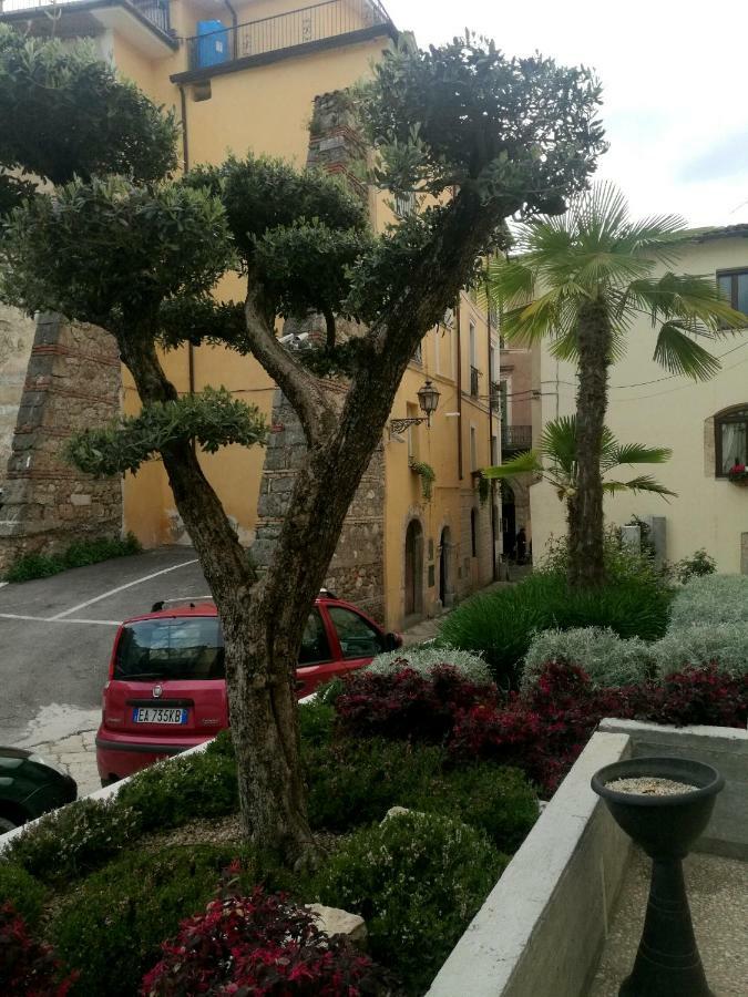 Апартаменты Casa Edera Isola di Liri Экстерьер фото